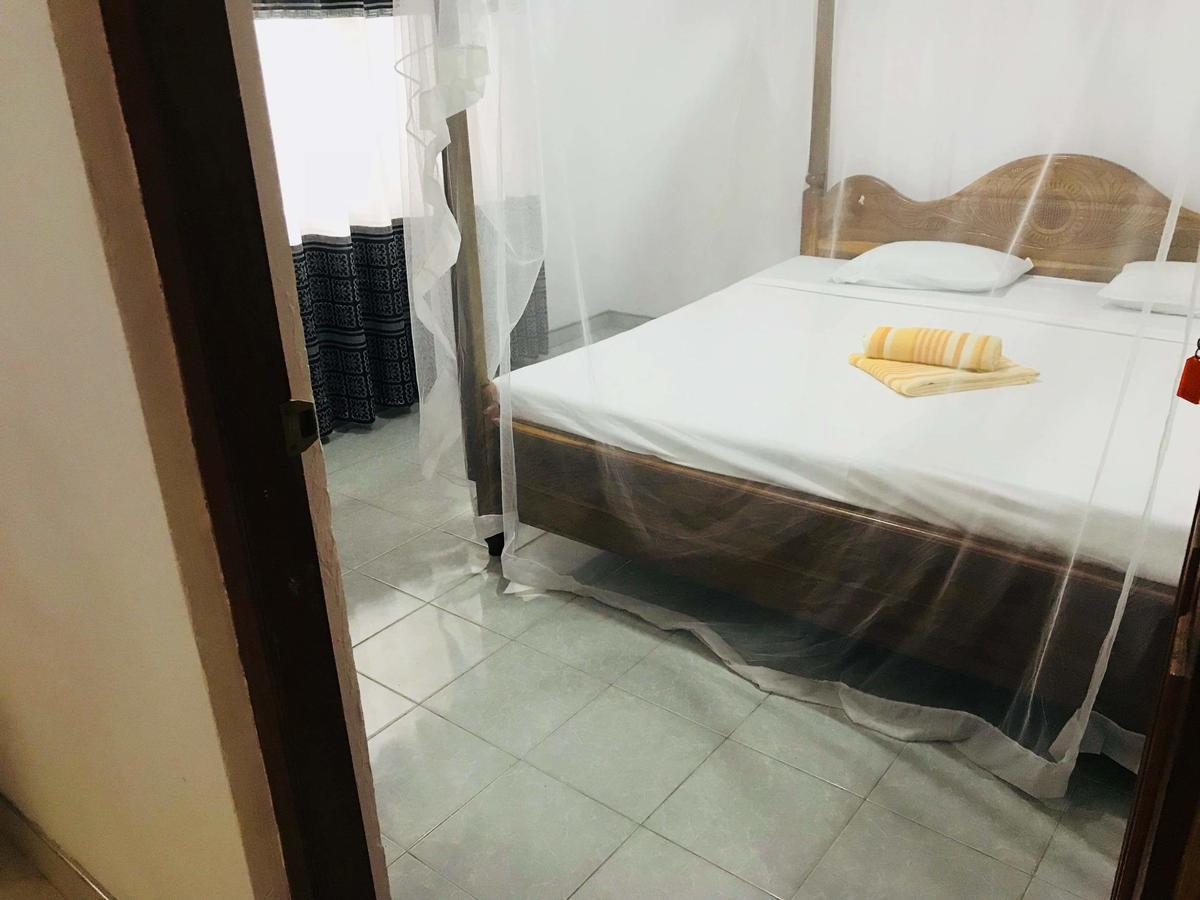 Kawshan Home Stay 迪克韦勒 外观 照片
