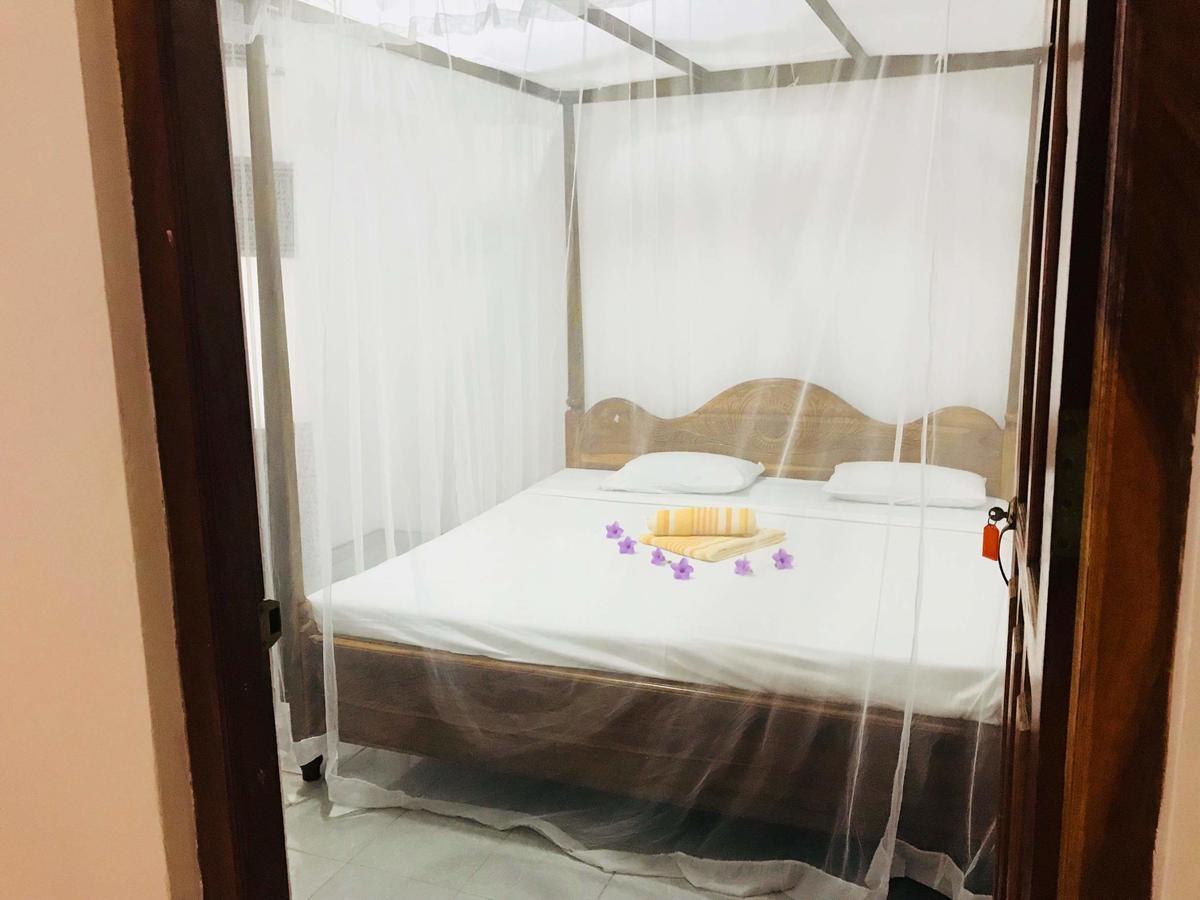 Kawshan Home Stay 迪克韦勒 外观 照片
